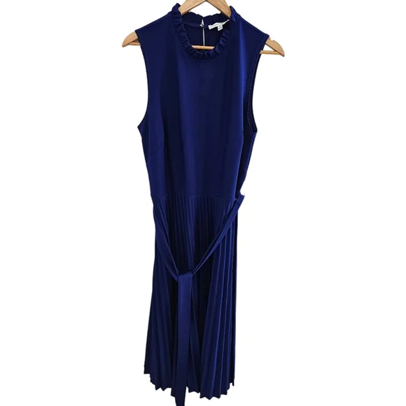 sandra darren pleated dress Sandra Darren Petite Printed Pleated Maxi Dress